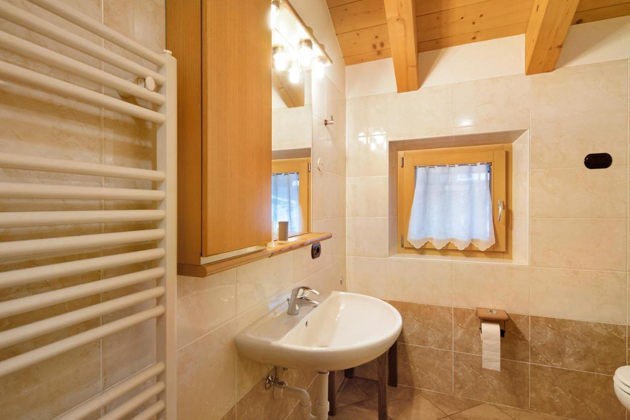 Rosso Al Bait Da Giulio Apartment Livigno Luaran gambar